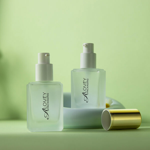Glass lotion foundation bottle