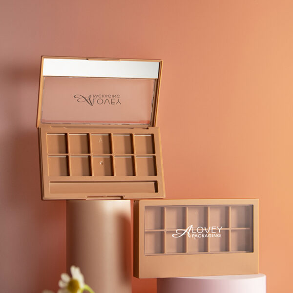 Empty eyeshadow container