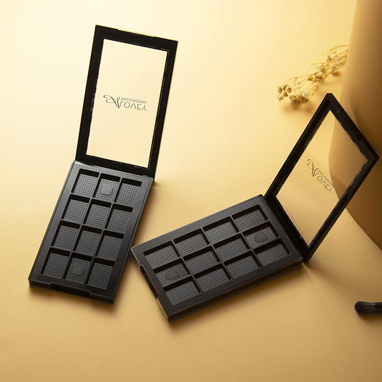 eyeshadow palette packaging