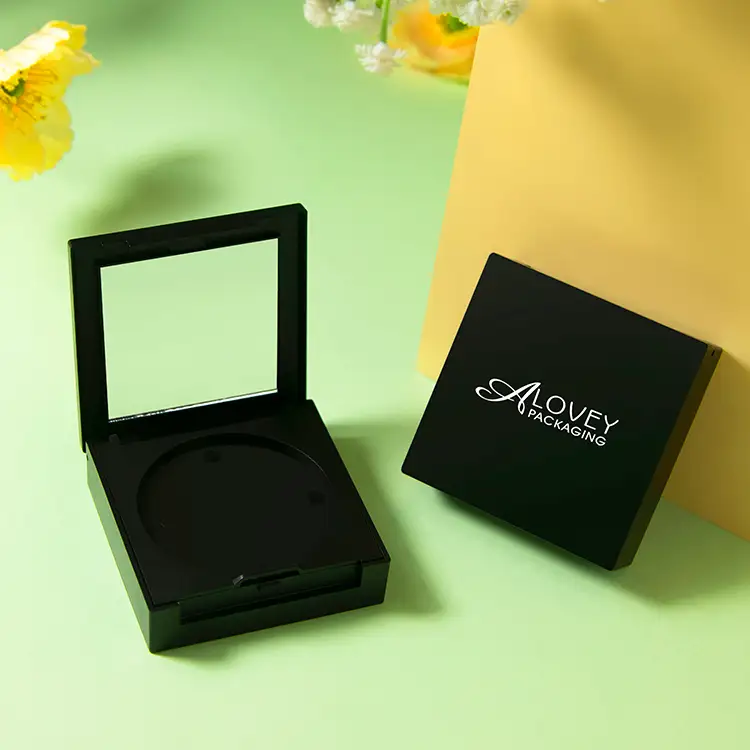 Press Powder Case vs. Loose Powder Case