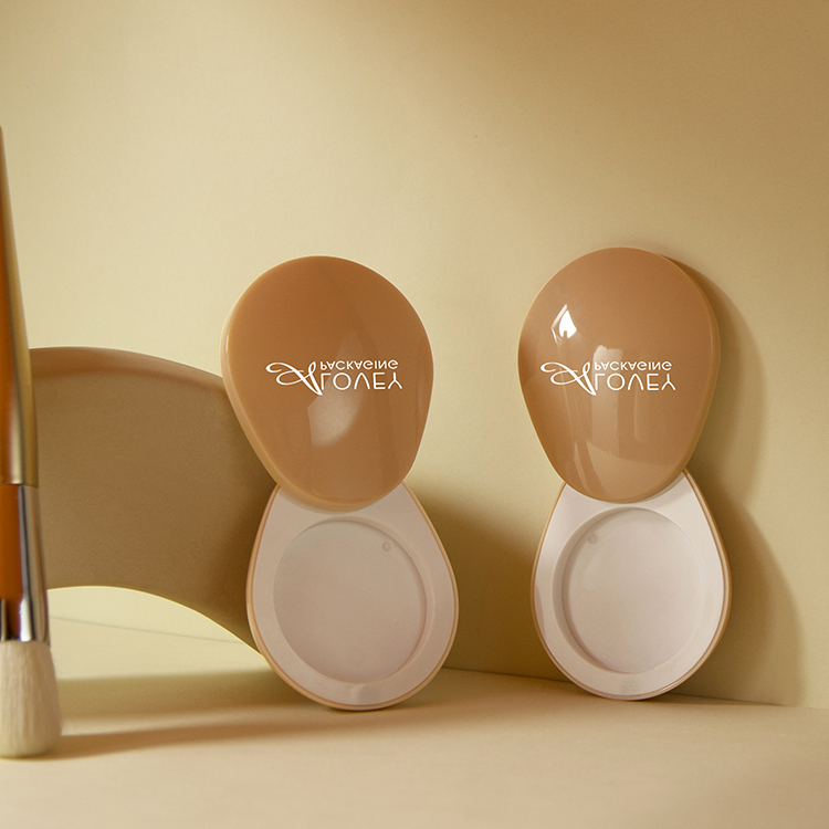 Press Powder Case vs. Loose Powder Case