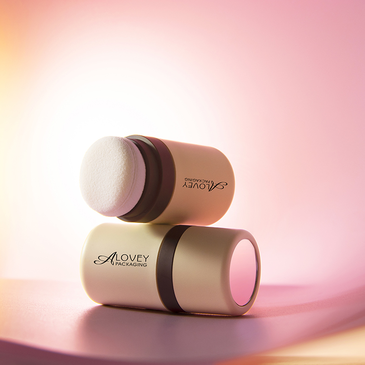 Press Powder Case vs. Loose Powder Case