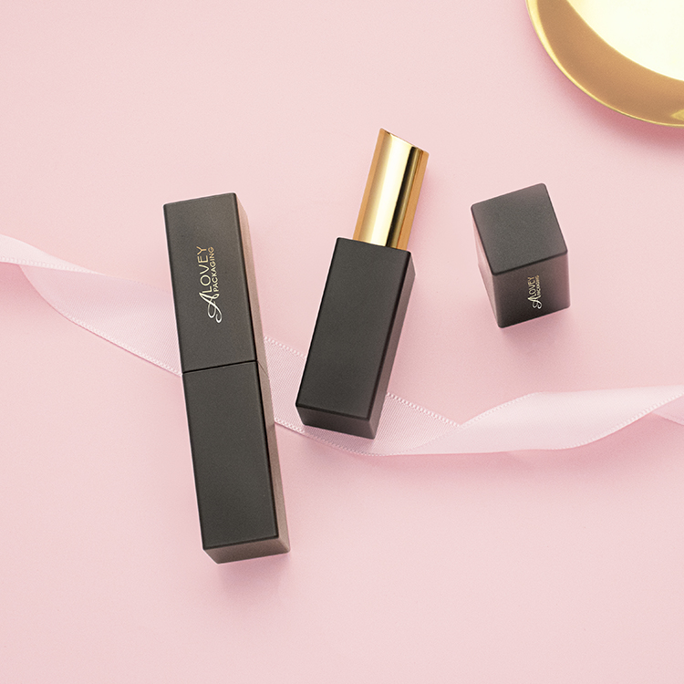 Magnetic Lipstick Tube