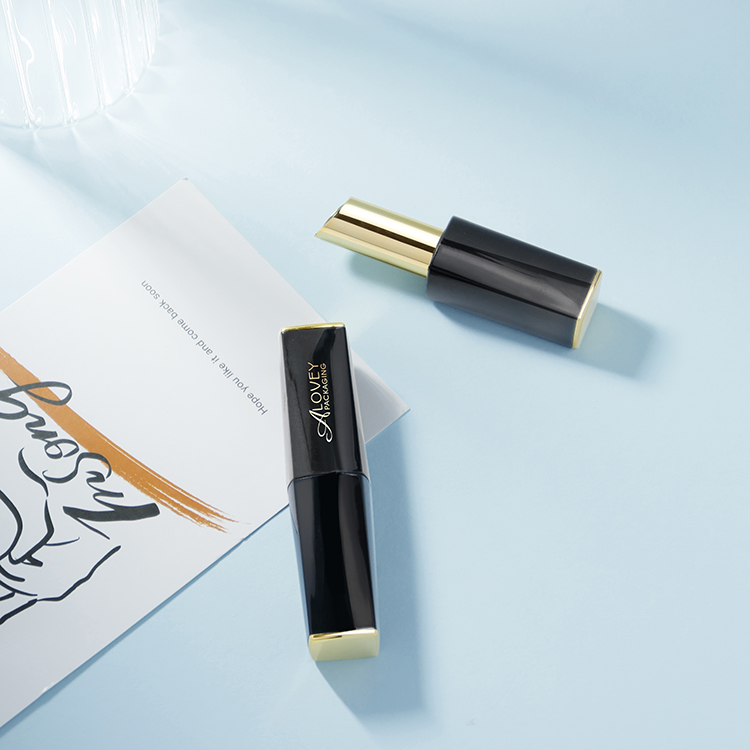 Magnetic Lipstick Container