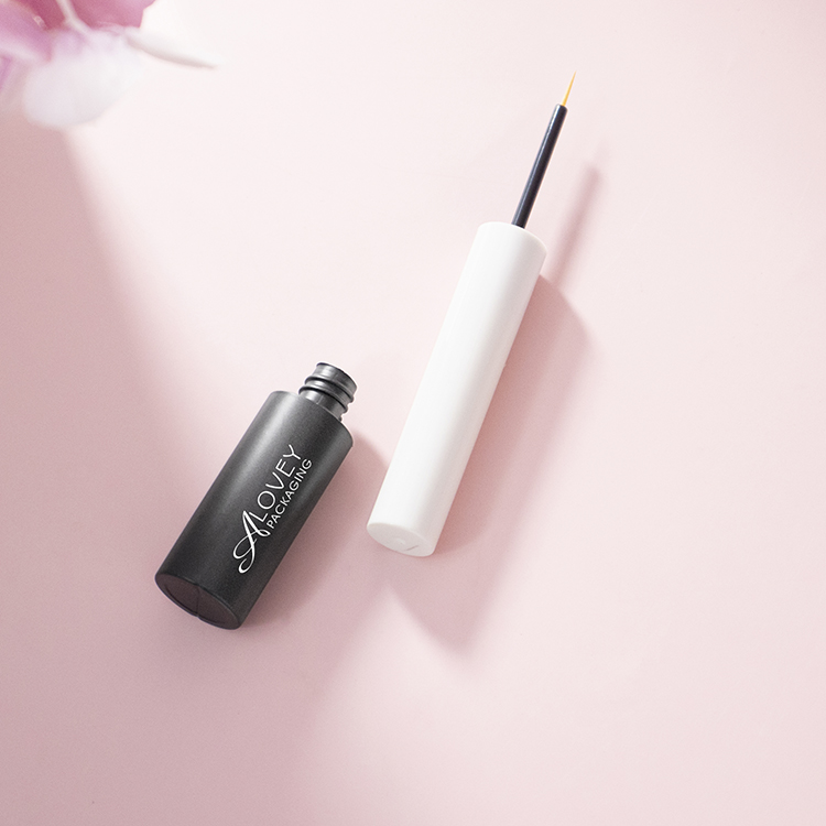 Eyeliner Bottle